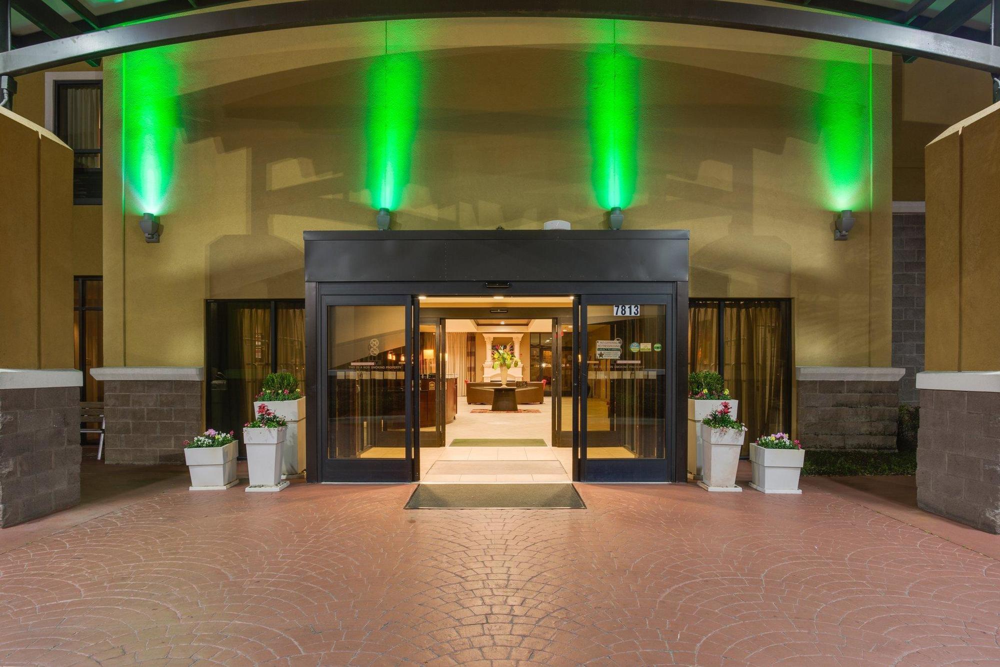 - Area By Ihg Hotel Ferry Pass