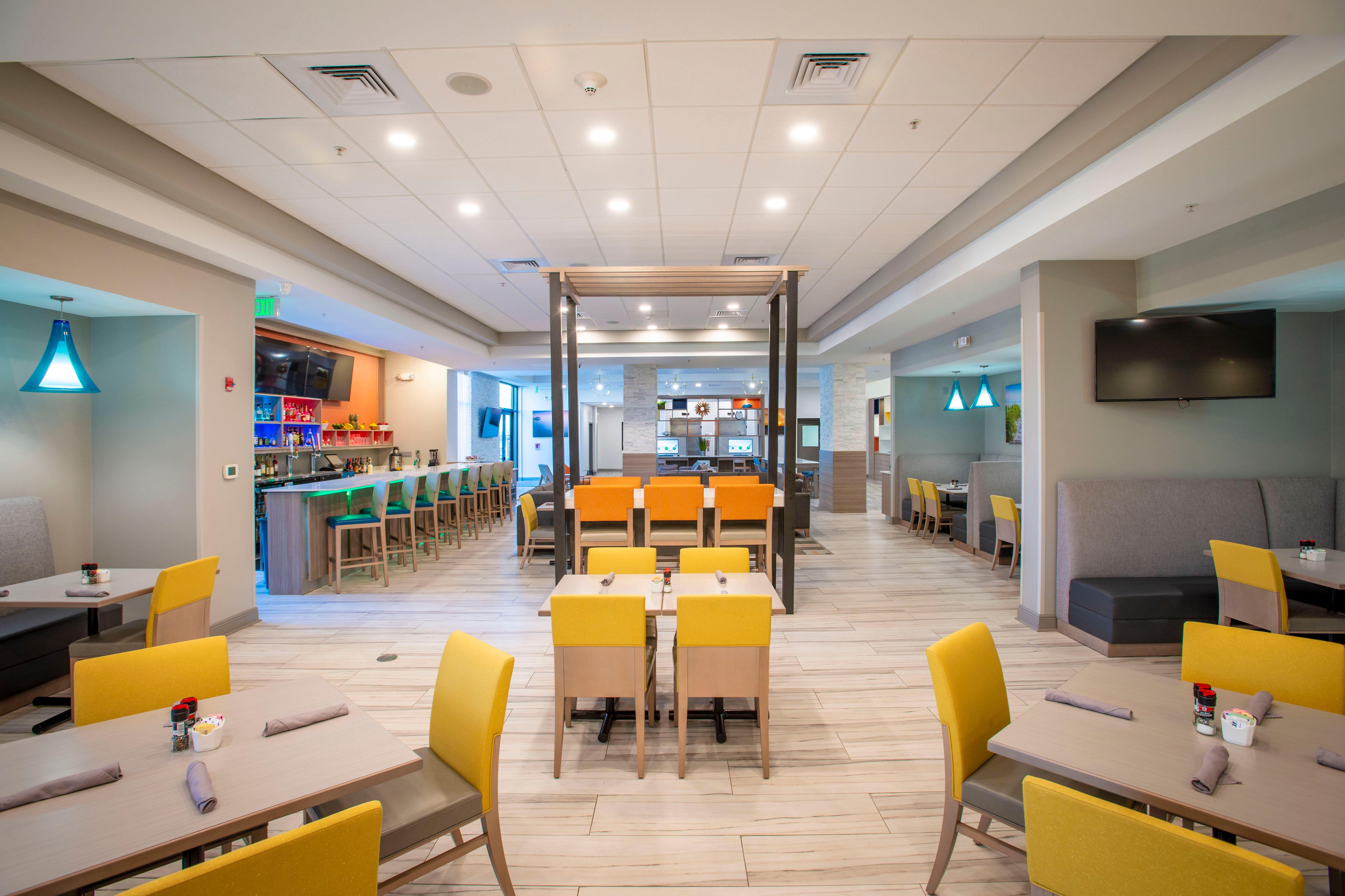 Hotel Pensacola - Area By Ihg Ferry Pass