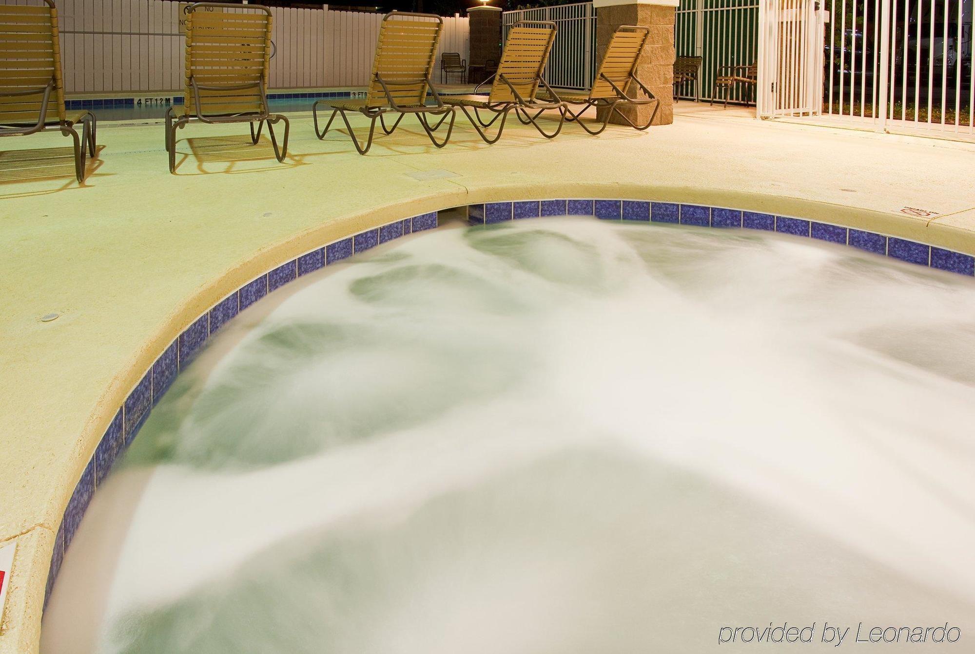Pensacola - Area By Ihg 3*