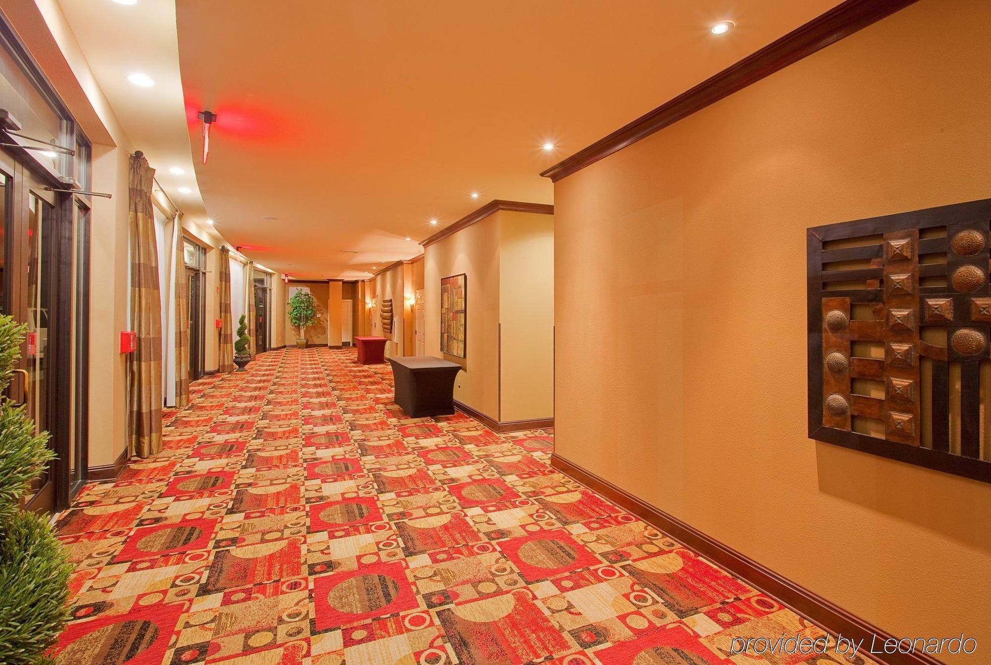 Hotel Pensacola - Area By Ihg Ferry Pass